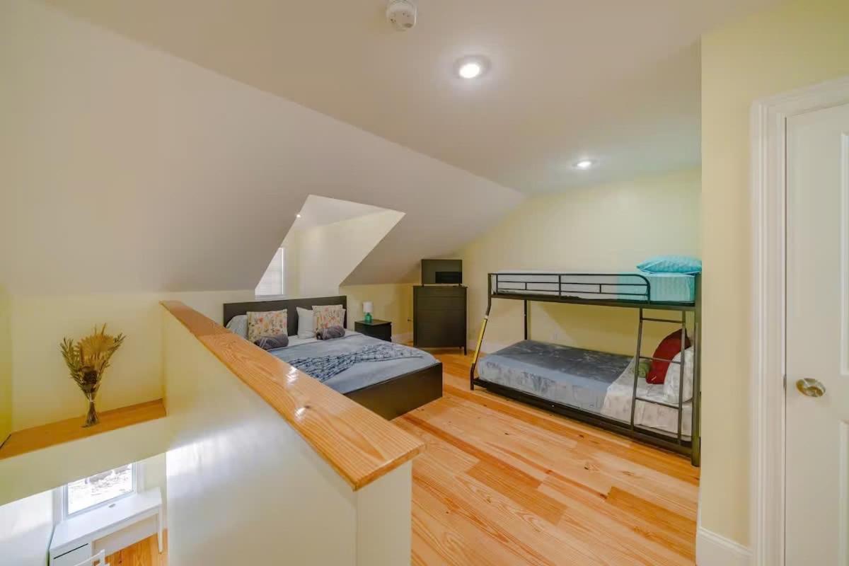37 - 3Br Quincy - Cozy Townhouse Near Blue Hills Apartment Exterior photo