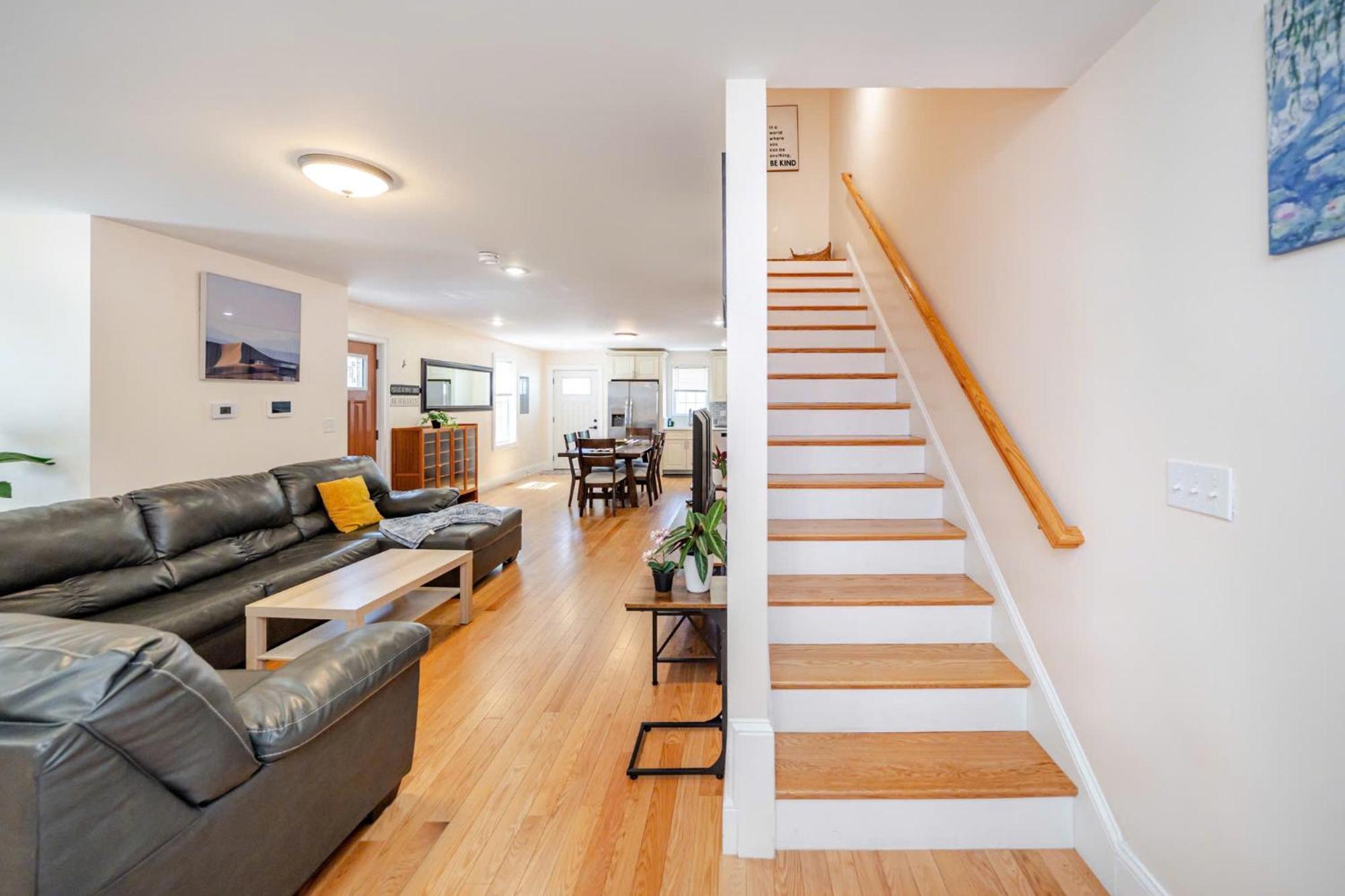 37 - 3Br Quincy - Cozy Townhouse Near Blue Hills Apartment Exterior photo