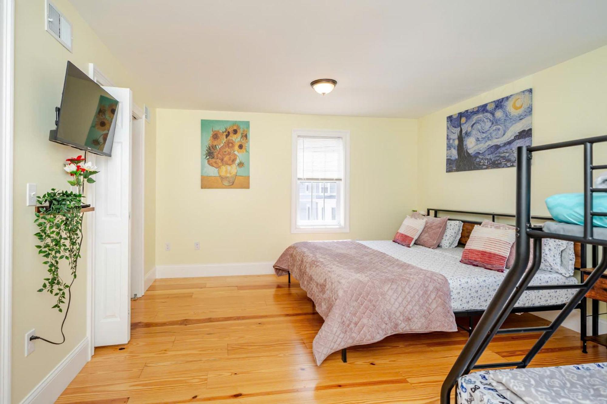 37 - 3Br Quincy - Cozy Townhouse Near Blue Hills Apartment Exterior photo